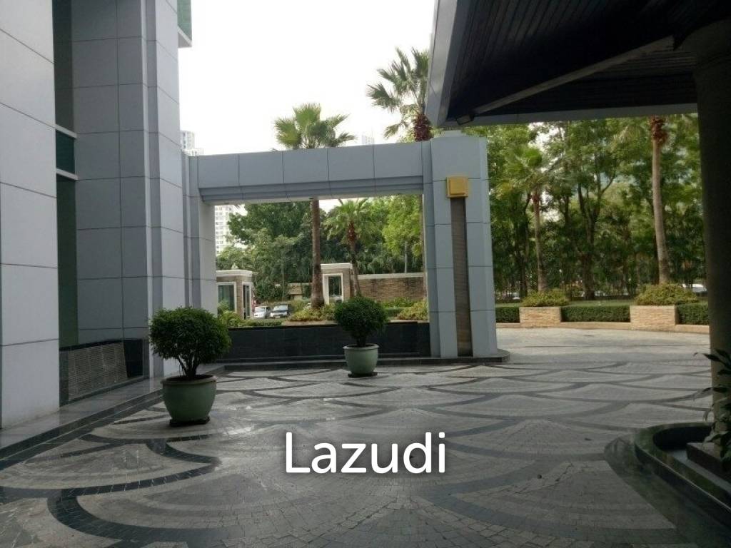 713 SQ.M Commercial Space For Rent