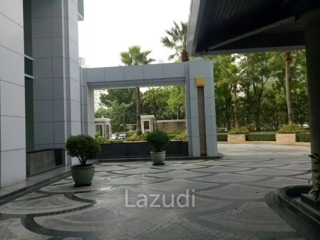 713 SQ.M Commercial Space For Rent