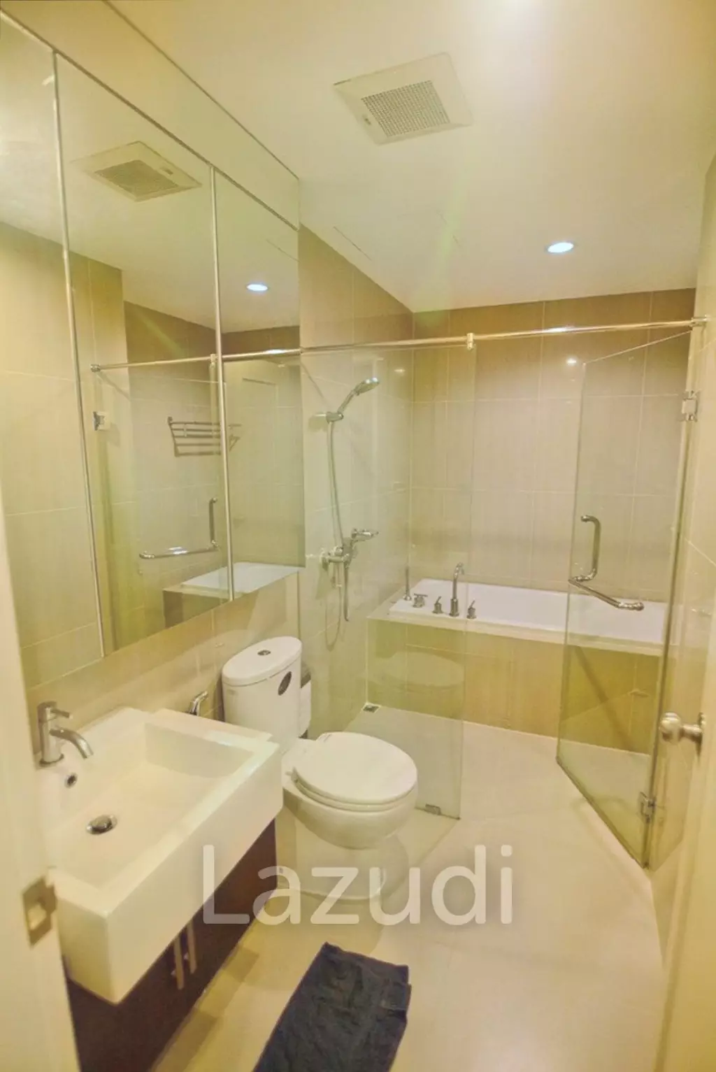 1 Bed 1 Bath 80 SQ.M Villa Asoke Condo