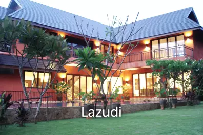 THE UNIQUE HOUSE + THE ONE VILLA
