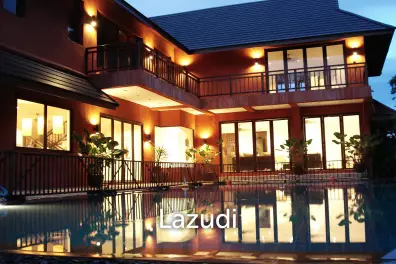 THE UNIQUE HOUSE + THE ONE VILLA