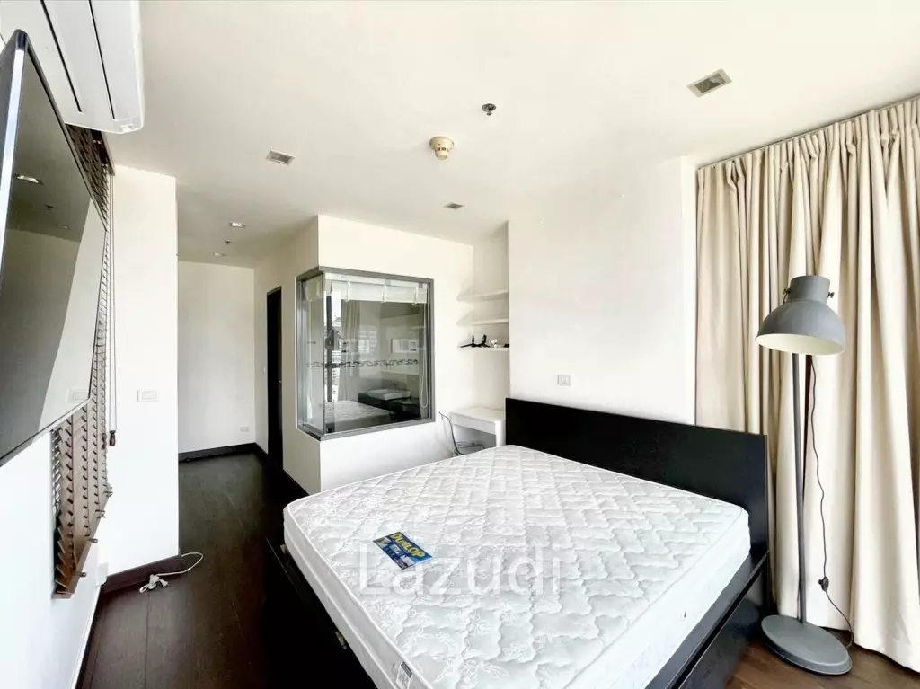 1 Bedroom 1 Bathroom 63 SQ.M Ideo Q Phayathai
