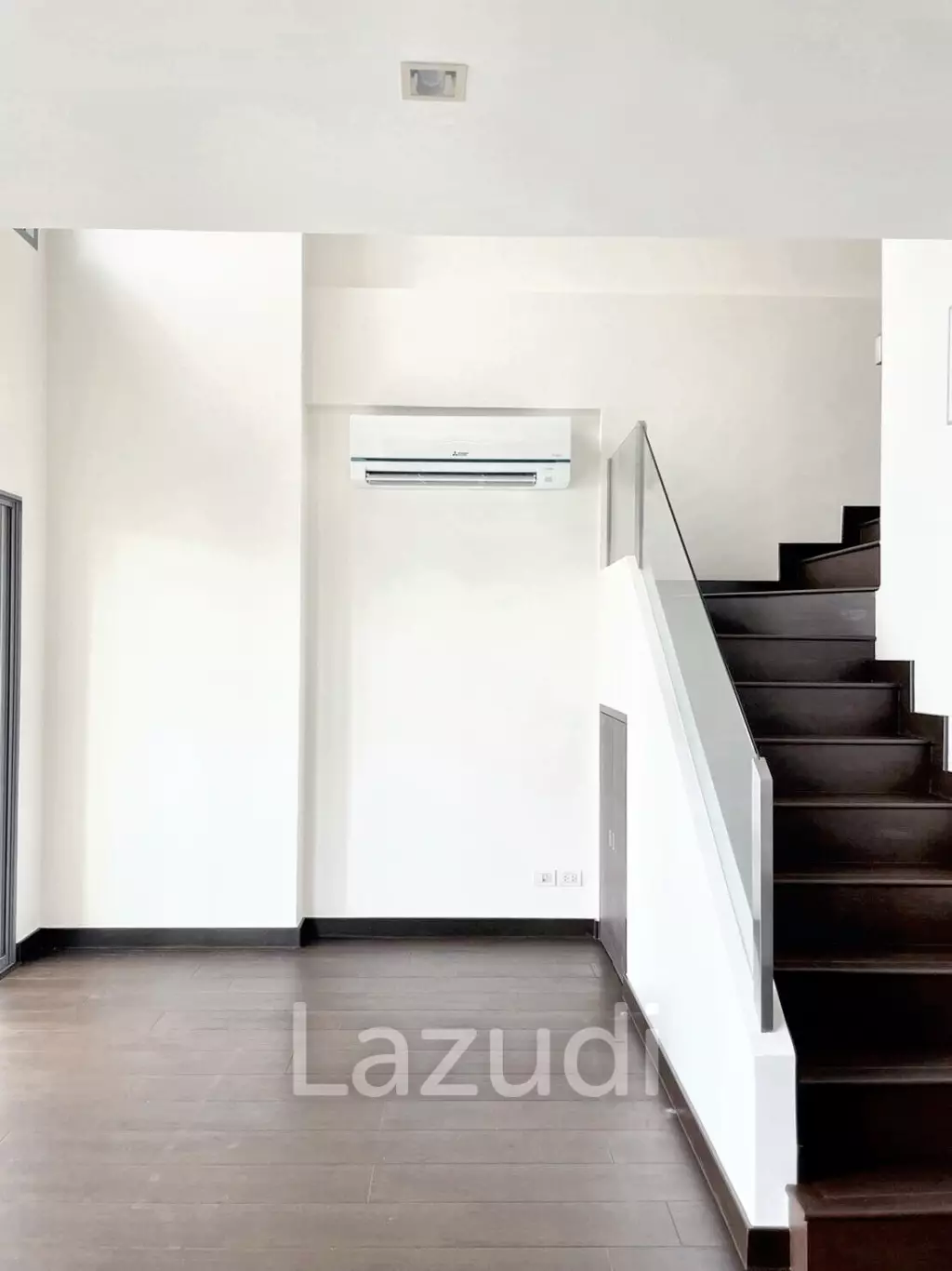 1 Bedroom 1 Bathroom 63 SQ.M Ideo Q Phayathai