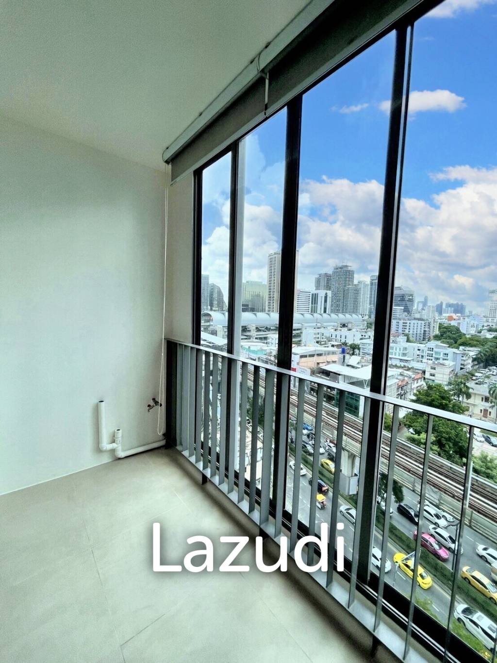 1 Bedroom 1 Bathroom 63 SQ.M Ideo Q Phayathai