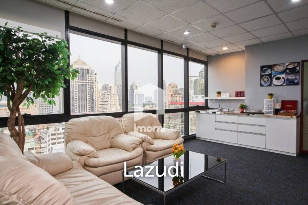 President Place / Office For Rent / null Bedroom / 20 SQM / BTS Chit Lom / Bangkok