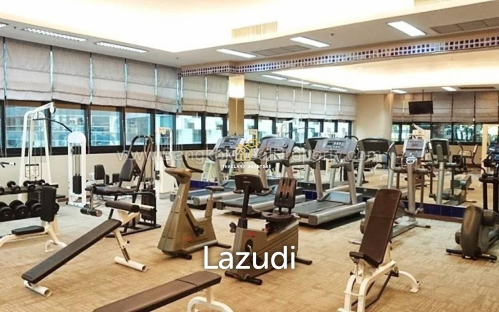 President Place / Office For Rent / null Bedroom / 25 SQM / BTS Chit Lom / Bangkok