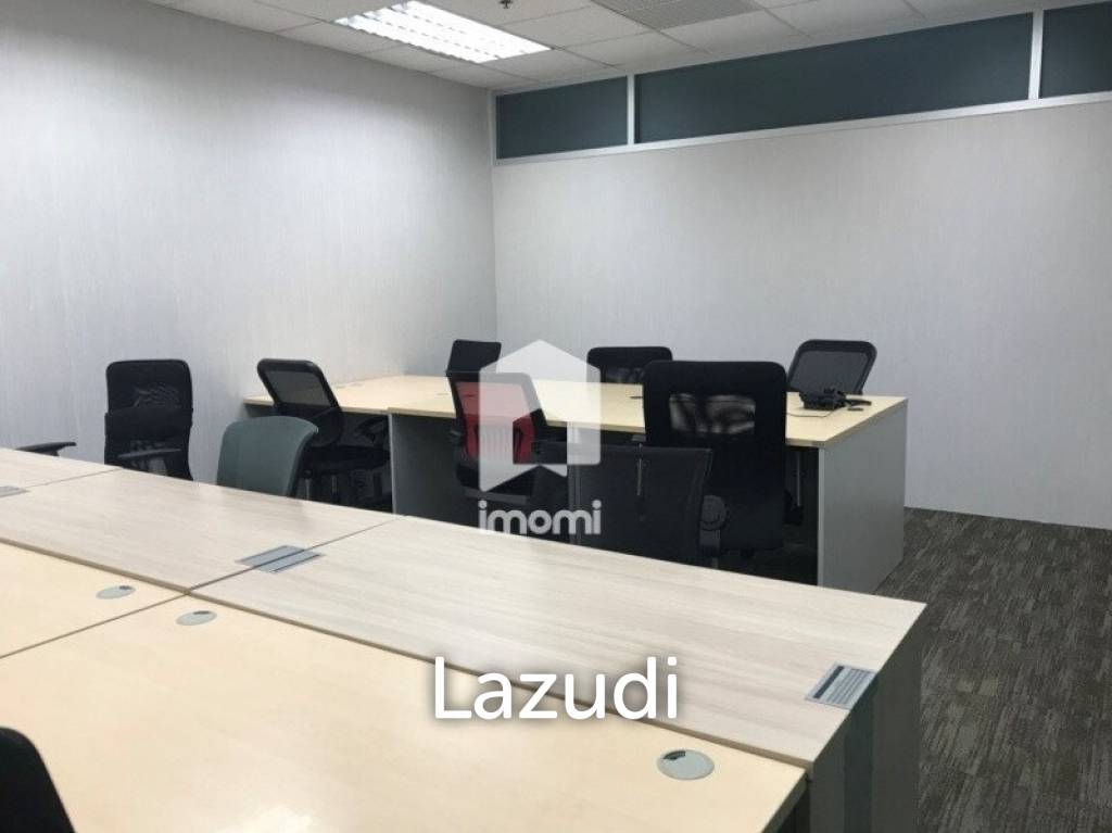 President Place / Office For Rent / null Bedroom / 25 SQM / BTS Chit Lom / Bangkok