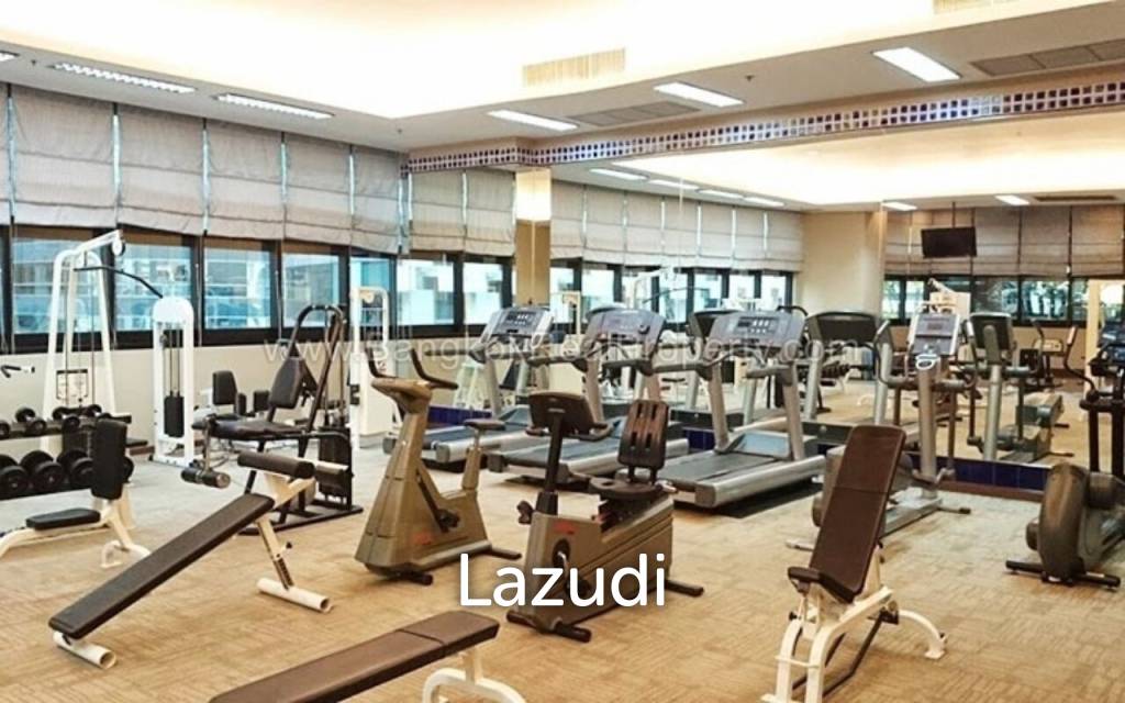President Place / Office For Rent / null Bedroom / 15 SQM / BTS Chit Lom / Bangkok