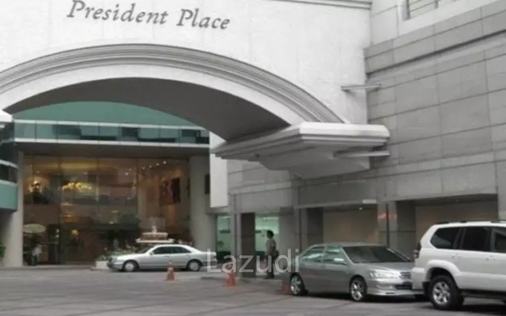 President Place / Office For Rent / null Bedroom / 15 SQM / BTS Chit Lom / Bangkok