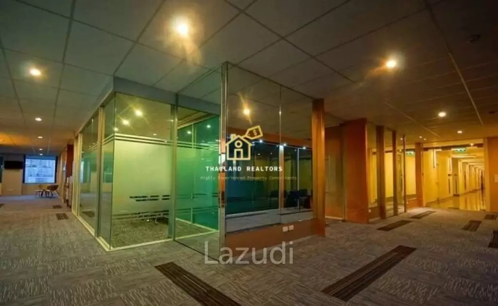 Emporium Tower / Office For Rent / 0 Bedroom / 10 SQM / BTS Phrom Phong / Bangkok