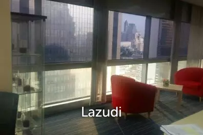 40 SQ.M Office For Rent at Sermmit Tower