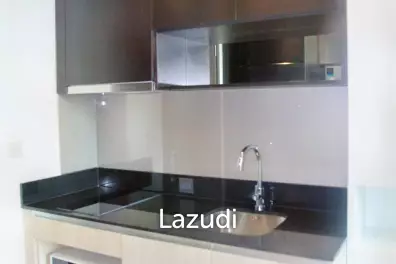1 Bed 1 Bath 33.4 SQ.M Edge Sukhumvit 23