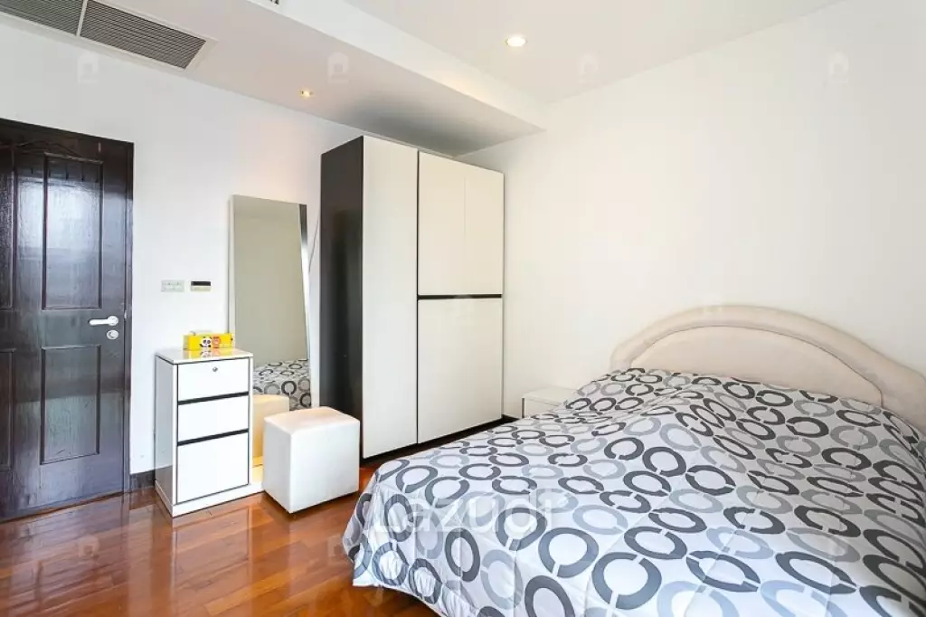 2 Bed 2 Bath 90 SQ.M The Prime 11 Condo