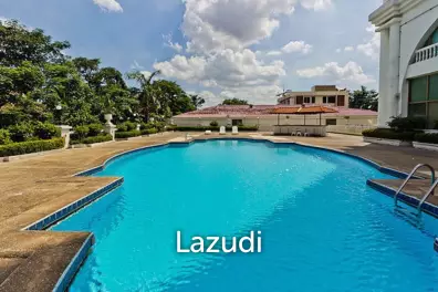 3 Bed 3 Bath 164 SQ.M Royal Castle Condo
