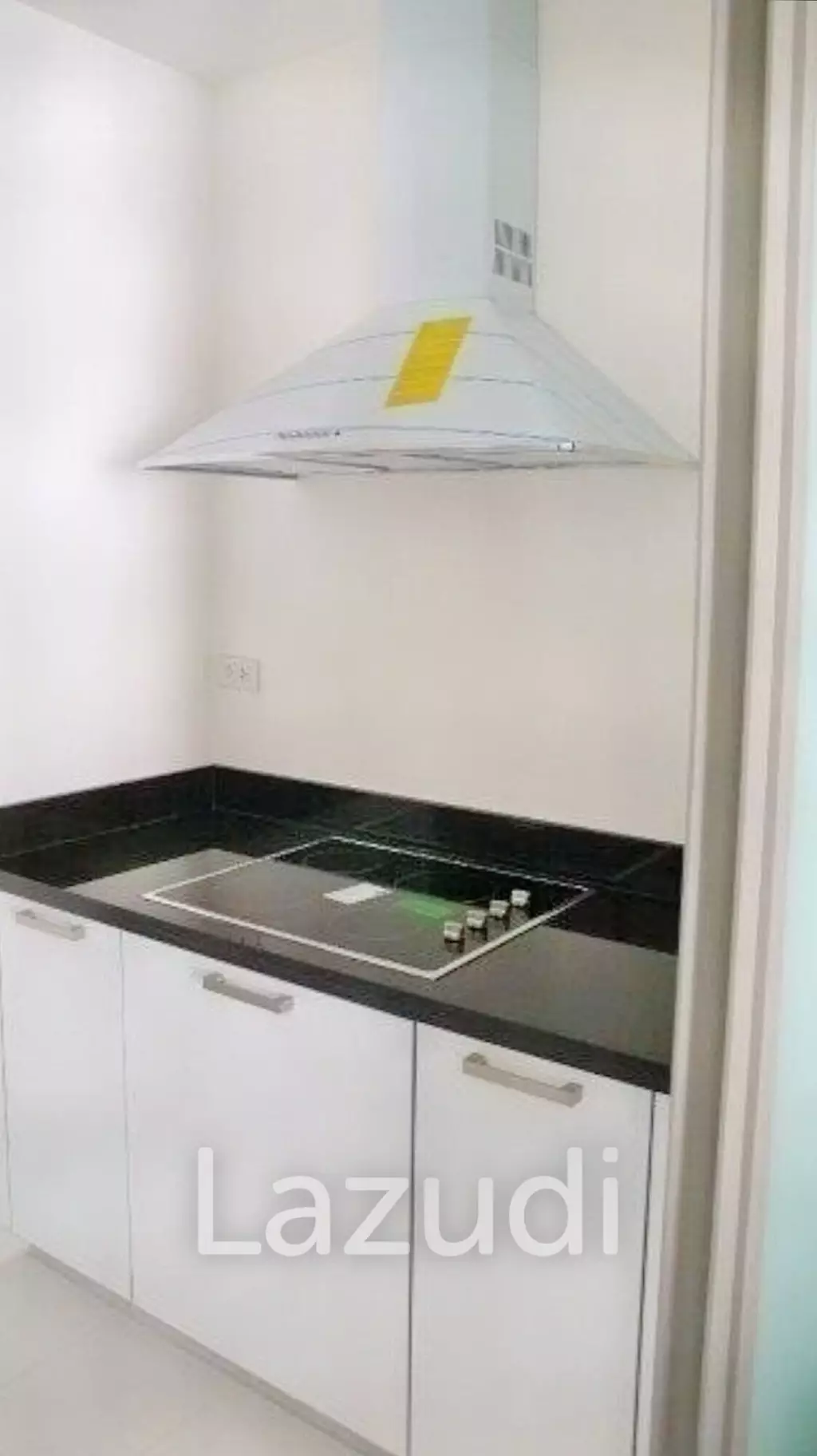 1 Bed 1 Bath 87 SQM Baan Rajprasong
