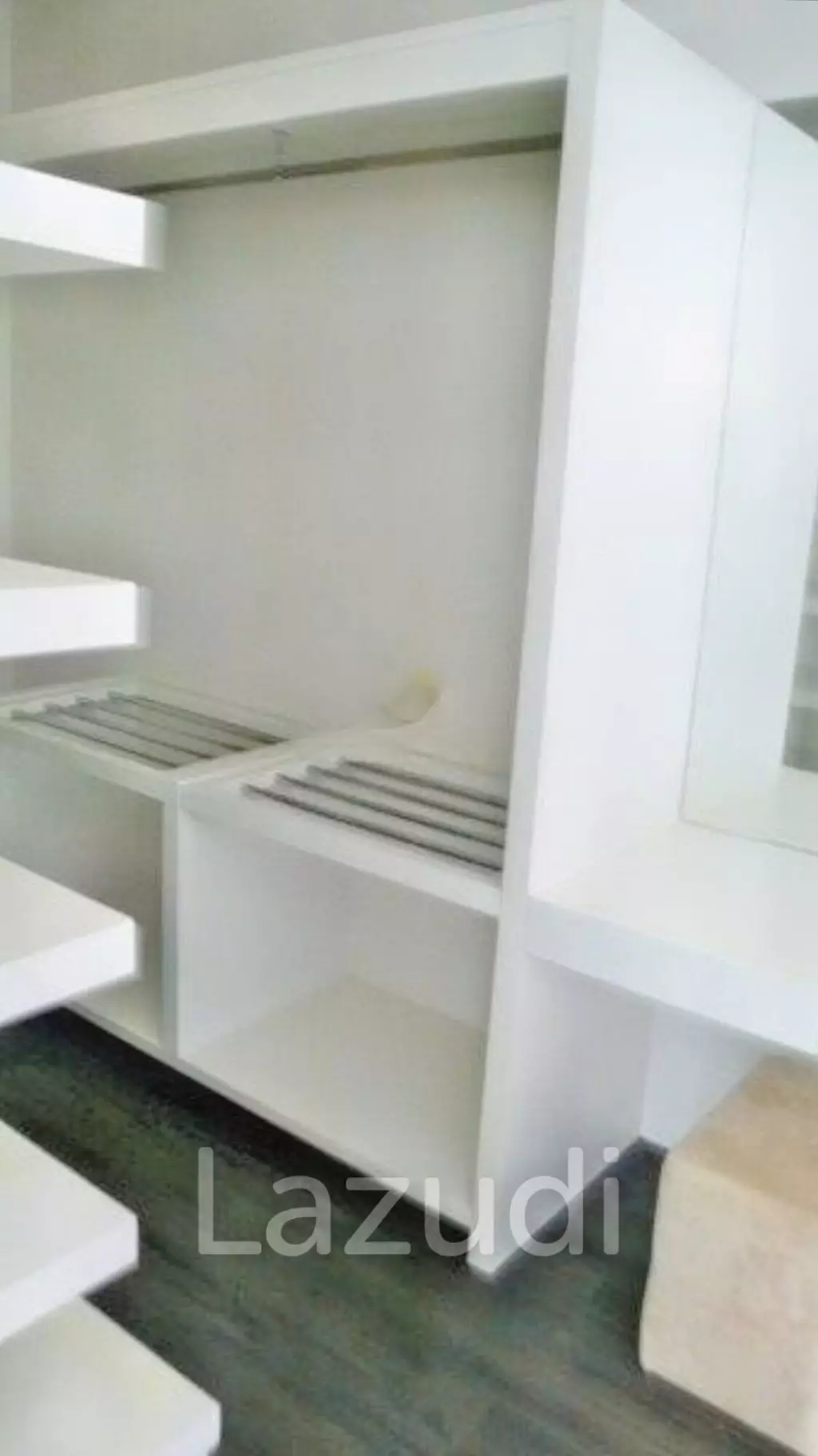 1 Bed 1 Bath 87 SQM Baan Rajprasong