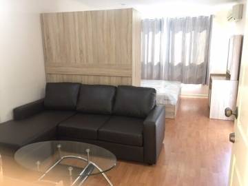Lumpini Ville Cultural Center/ Condo For Sale / 1 Bedroom / 30 SQM / MRT Huai Khwang / Bangkok