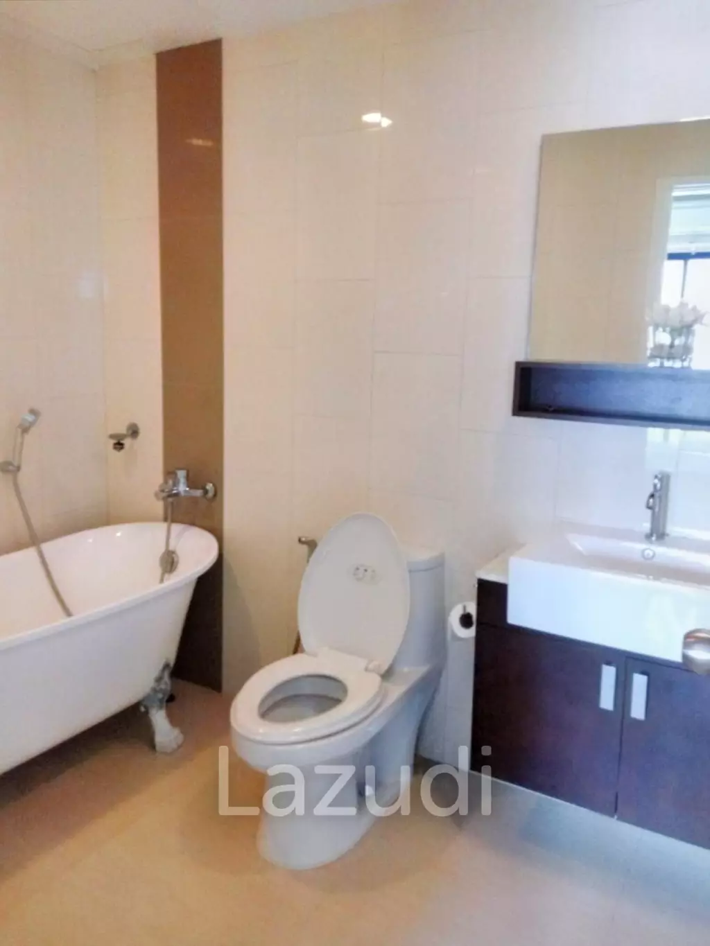 3 Bed 3 Bath 146 SQ.M Renova Residence Chidlom