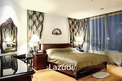 3 Bed 4 Bath 165 SQ.M Watermark Chaophraya