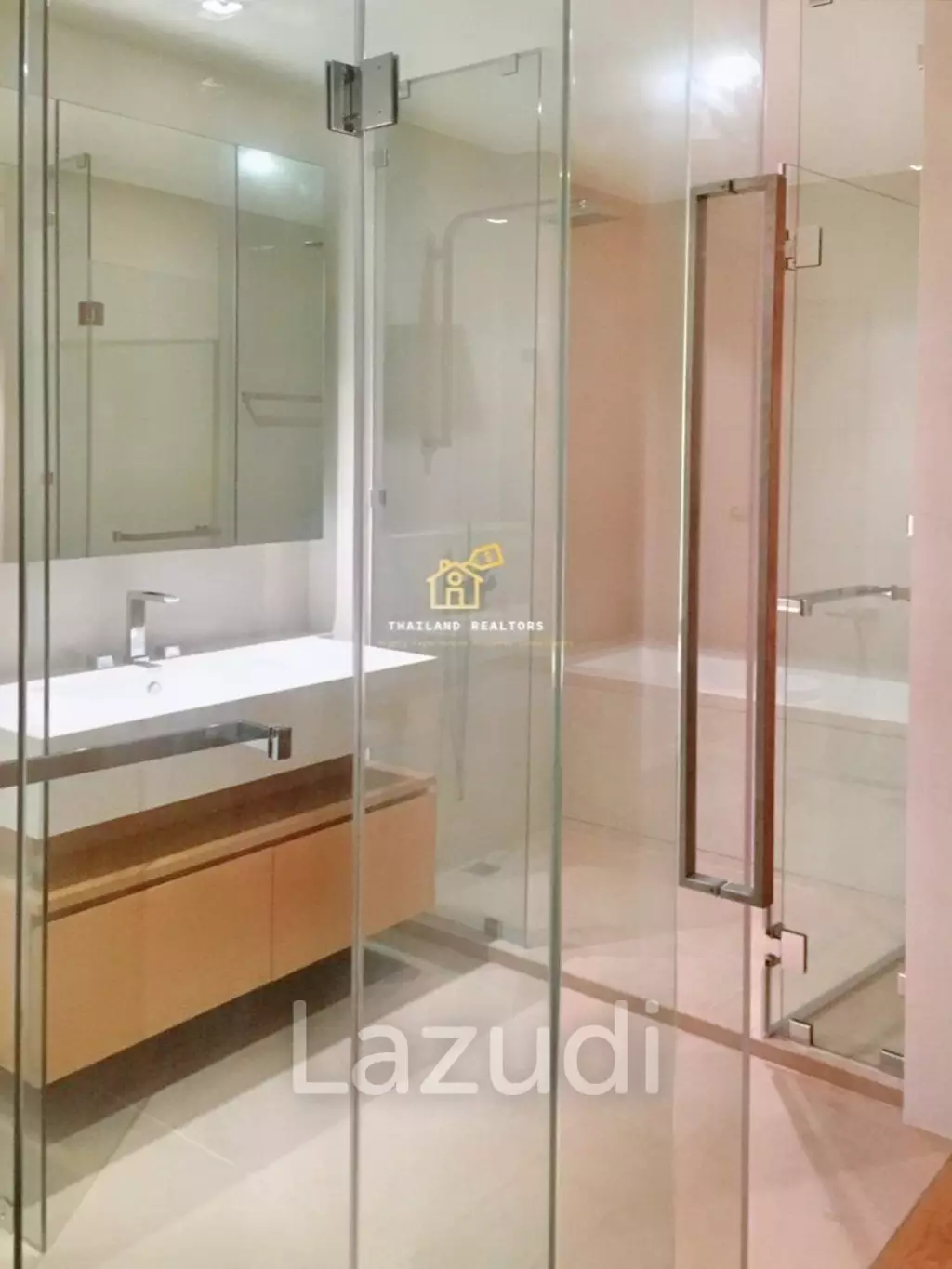 2 Bedrooms 2 Bathrooms 110 SQ.M The River Condo