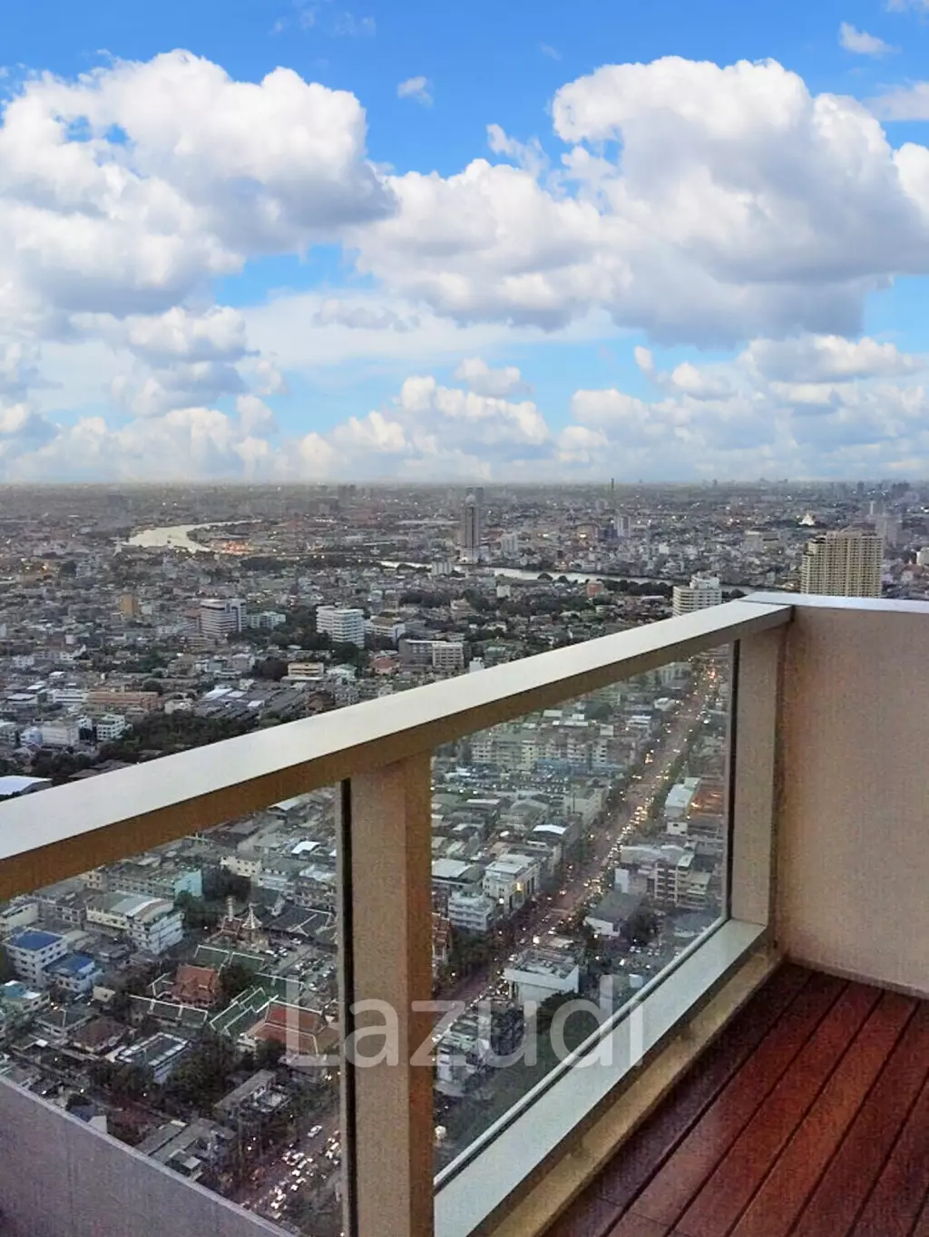 2 Bedrooms 2 Bathrooms 110 SQ.M The River Condo