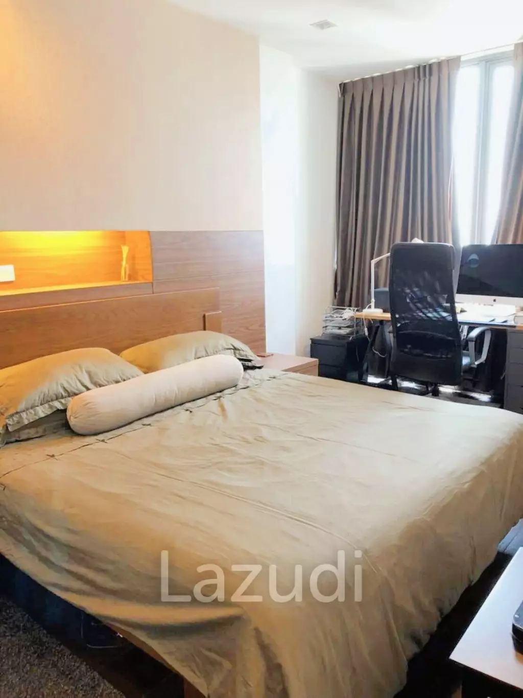 2 Bed 2 Bath 70 SQ.M Ideo Q Phayathai