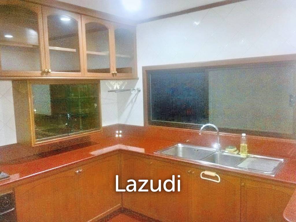 2 Bed 2 Bath 162 SQ.M Acadamia Grand Tower