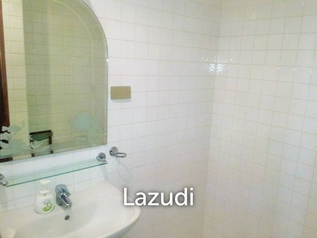 2 Bed 2 Bath 162 SQ.M Acadamia Grand Tower