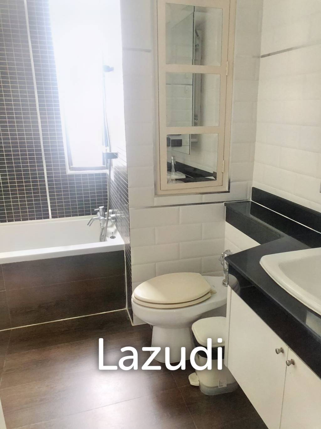1 Bed 1 Bath 94 SQ.M at Nantiruj Tower