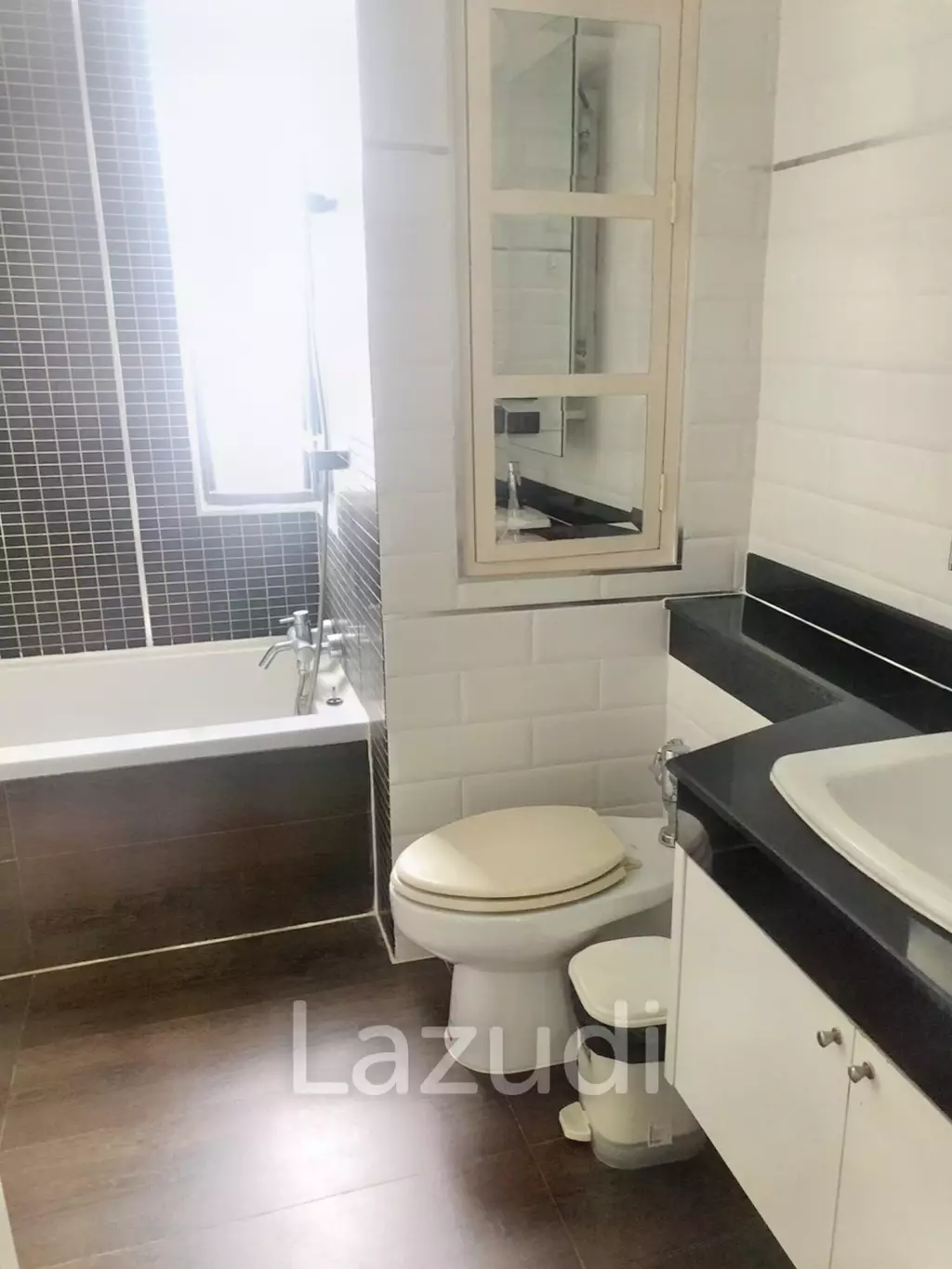1 Bed 1 Bath 94 SQ.M at Nantiruj Tower