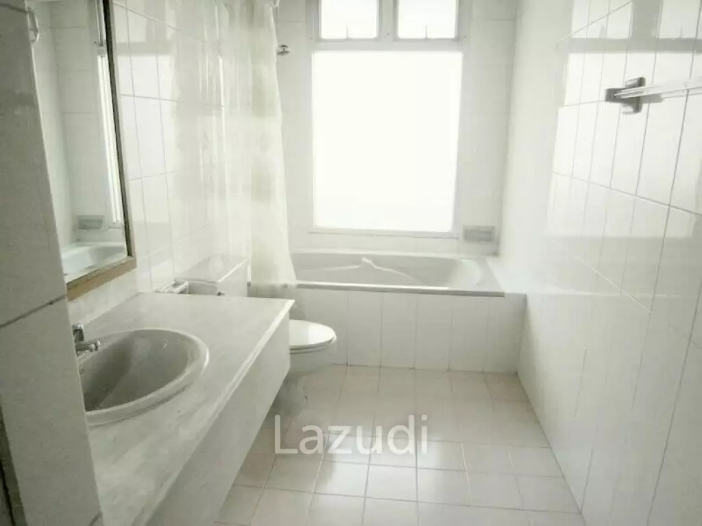 2 Bed 2 Bath190 SQ.M at Newton Tower