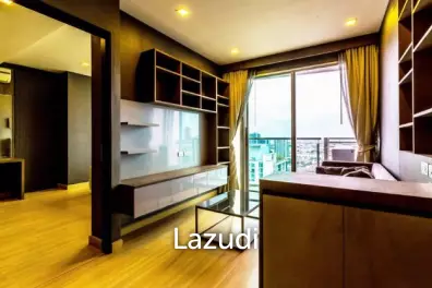 2 Bed 1 Bath 58 SQ.M at Sky Walk Condominium