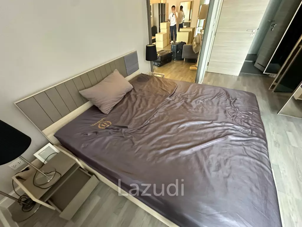1 Bed 1 Bath 50 SQ.M The Room Sathorn