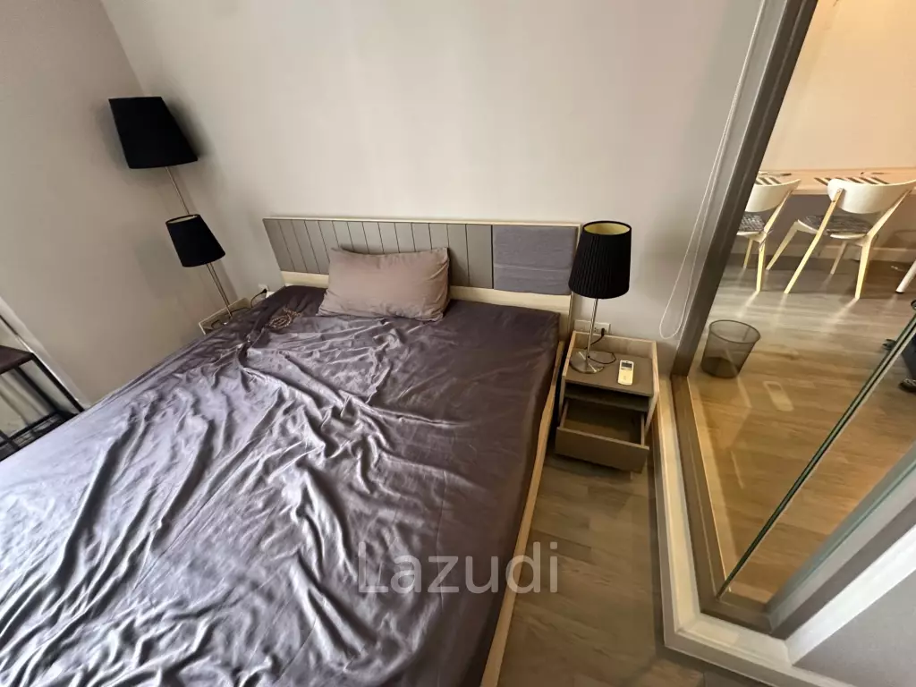 1 Bed 1 Bath 50 SQ.M The Room Sathorn