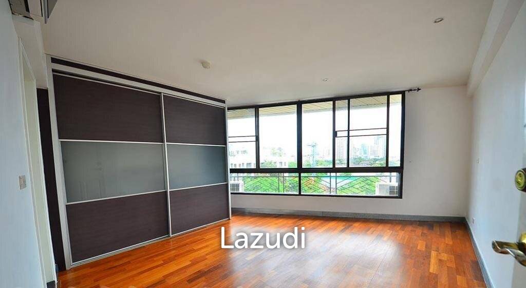 3 Bed 4 Bath 273 SQ.M Prime Mansion Promsri