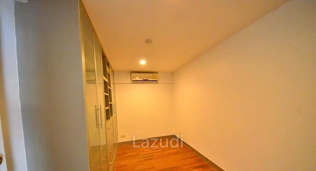 3 Bed 4 Bath 273 SQ.M Prime Mansion Promsri