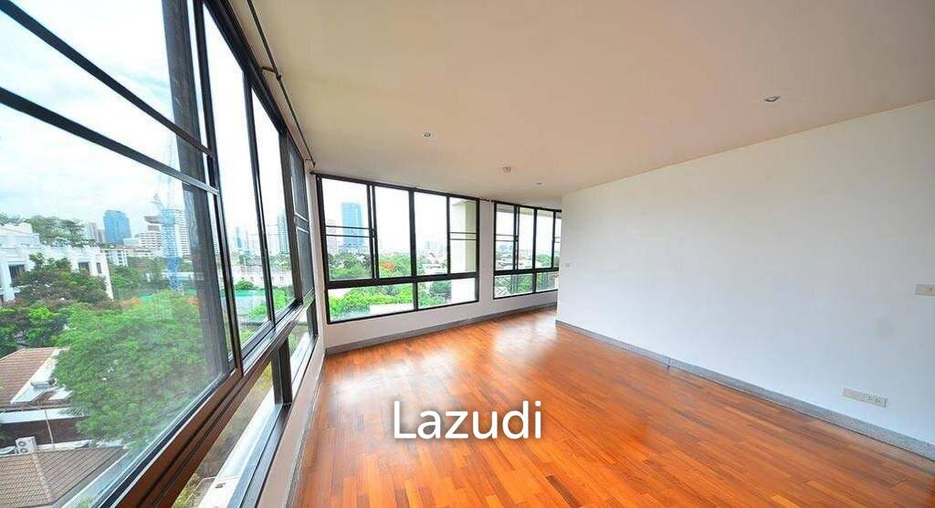 3 Bed 4 Bath 273 SQ.M Prime Mansion Promsri