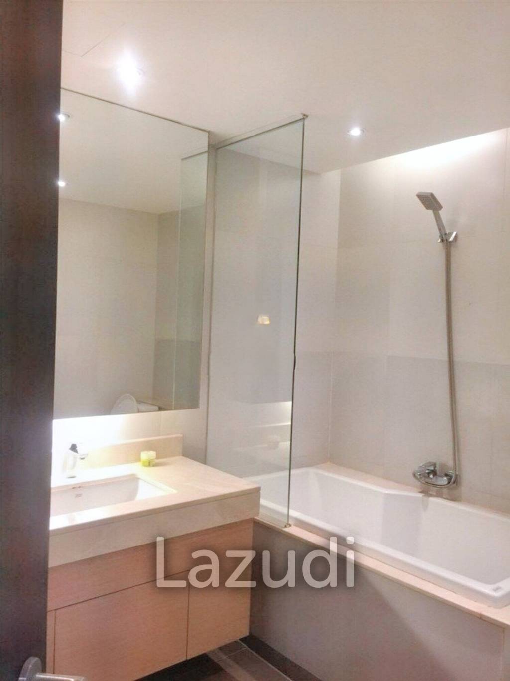 1 Bed 1 Bath 34.6 SQ.M Tidy Deluxe Sukhumvit 34