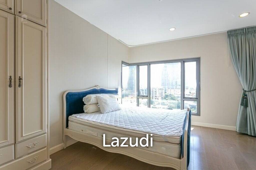 1 Bed 1 Bath 52 SQ.M at The Crest Sukhumvit 34