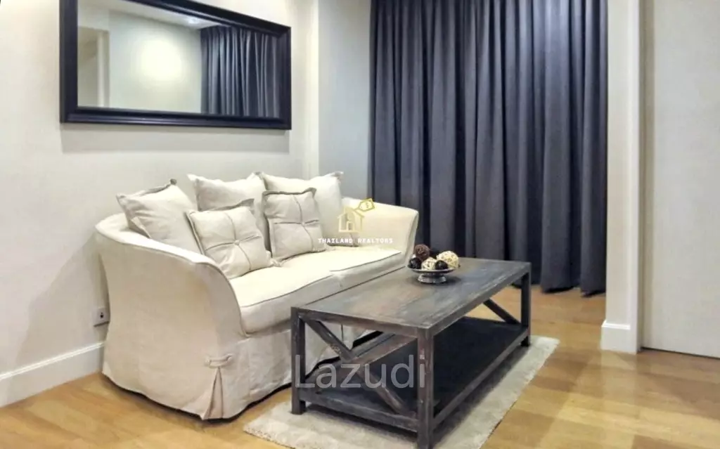 1 Bed 1 Bath 43 SQ.M Collezio Sathorn-Pipat