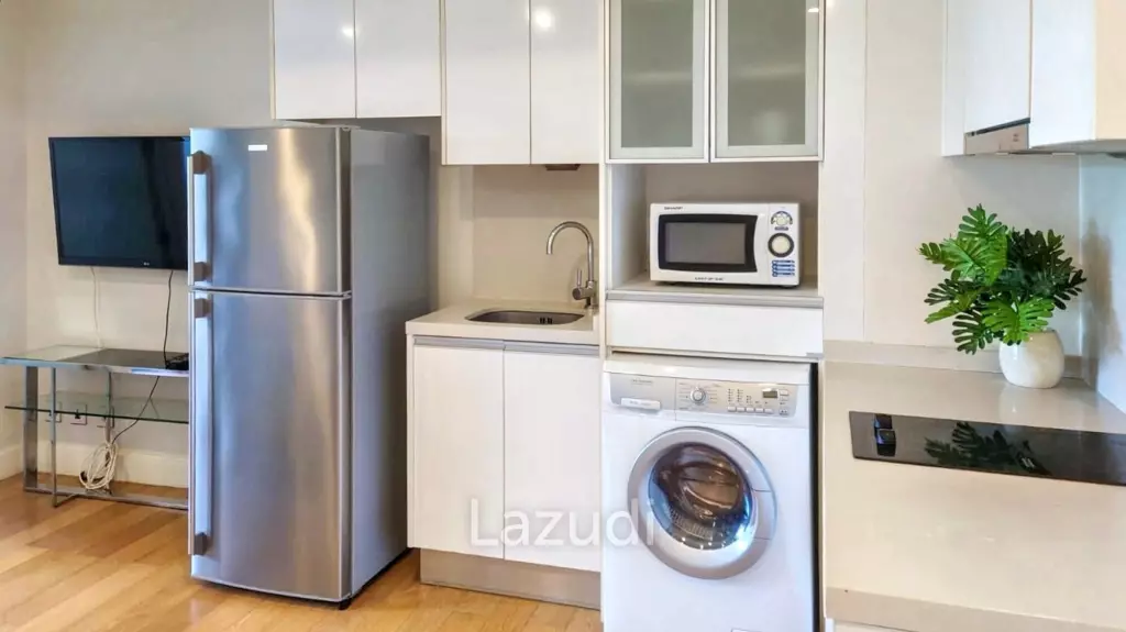 1 Bed 1 Bath 43 SQ.M Collezio Sathorn-Pipat