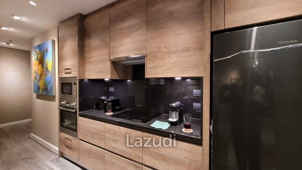 3 beds 252SQ.M Beachfront condo for sale