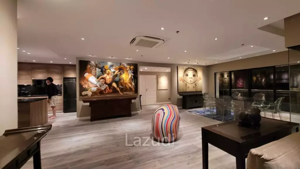 3 beds 252SQ.M Beachfront condo for sale