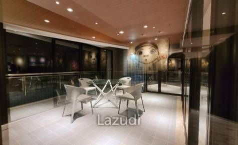 3 beds 252SQ.M Beachfront condo for sale