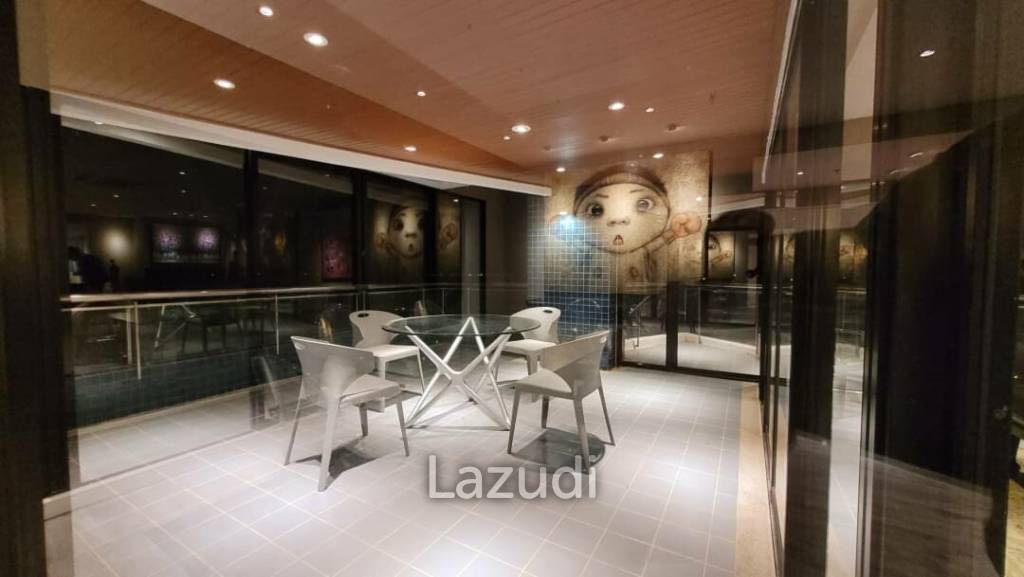 3 beds 252SQ.M Beachfront condo for sale