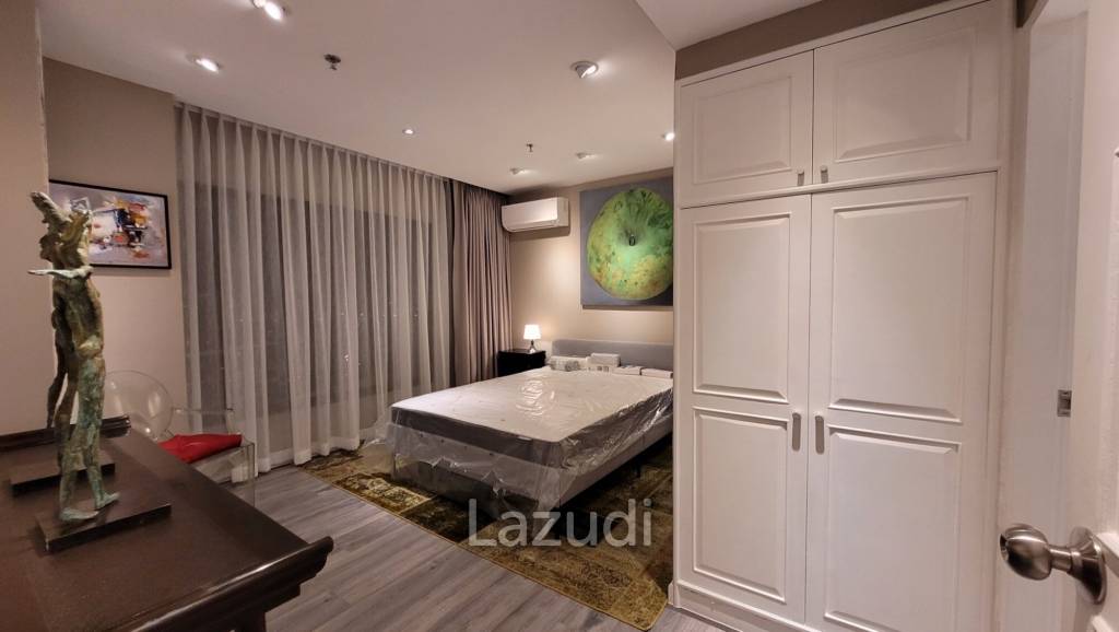3 beds 252SQ.M Beachfront condo for sale