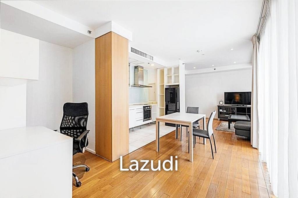 1 Bed 65 SQ.M. The Legend Saladaeng For Rent