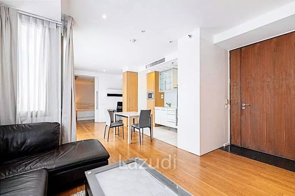 1 Bed 65 SQ.M. The Legend Saladaeng For Rent
