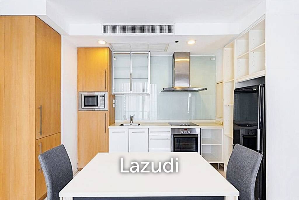 1 Bed 65 SQ.M. The Legend Saladaeng For Rent