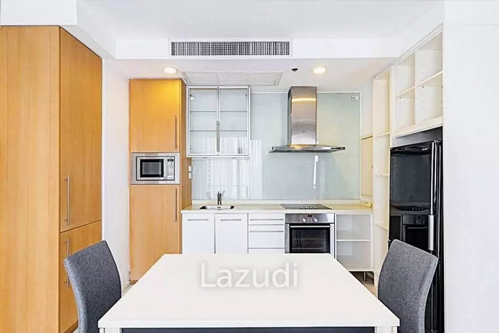 1 Bed 65 SQ.M. The Legend Saladaeng For Rent